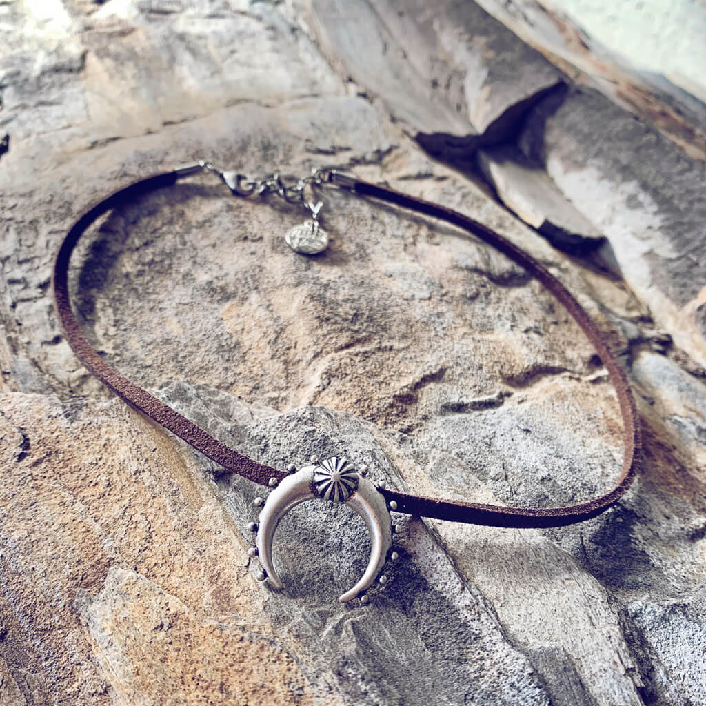 artemis double horn crescent moon choker necklace