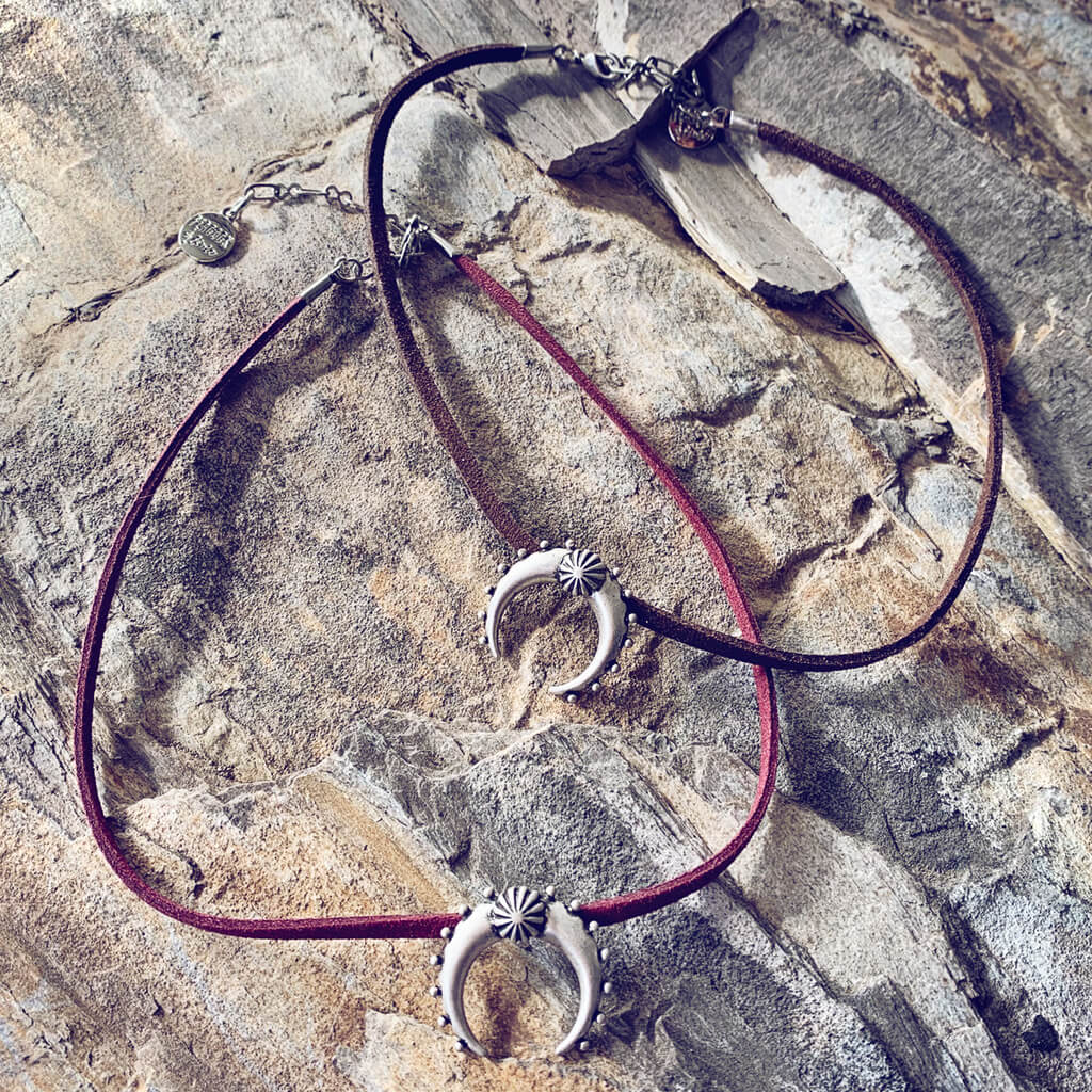 artemis double horn crescent moon choker necklace