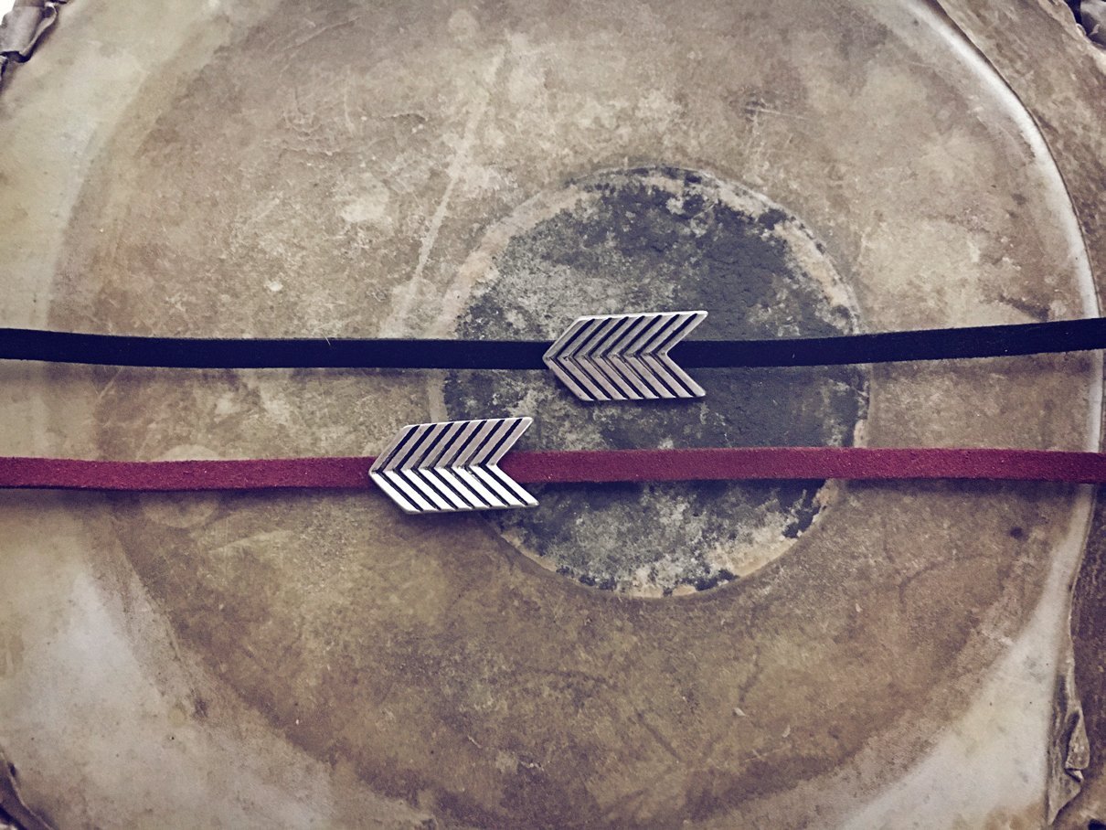 chevron arrow choker necklace