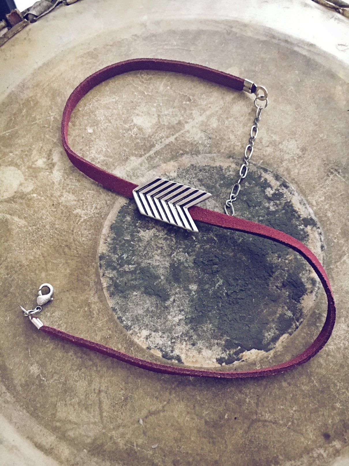 chevron arrow choker necklace