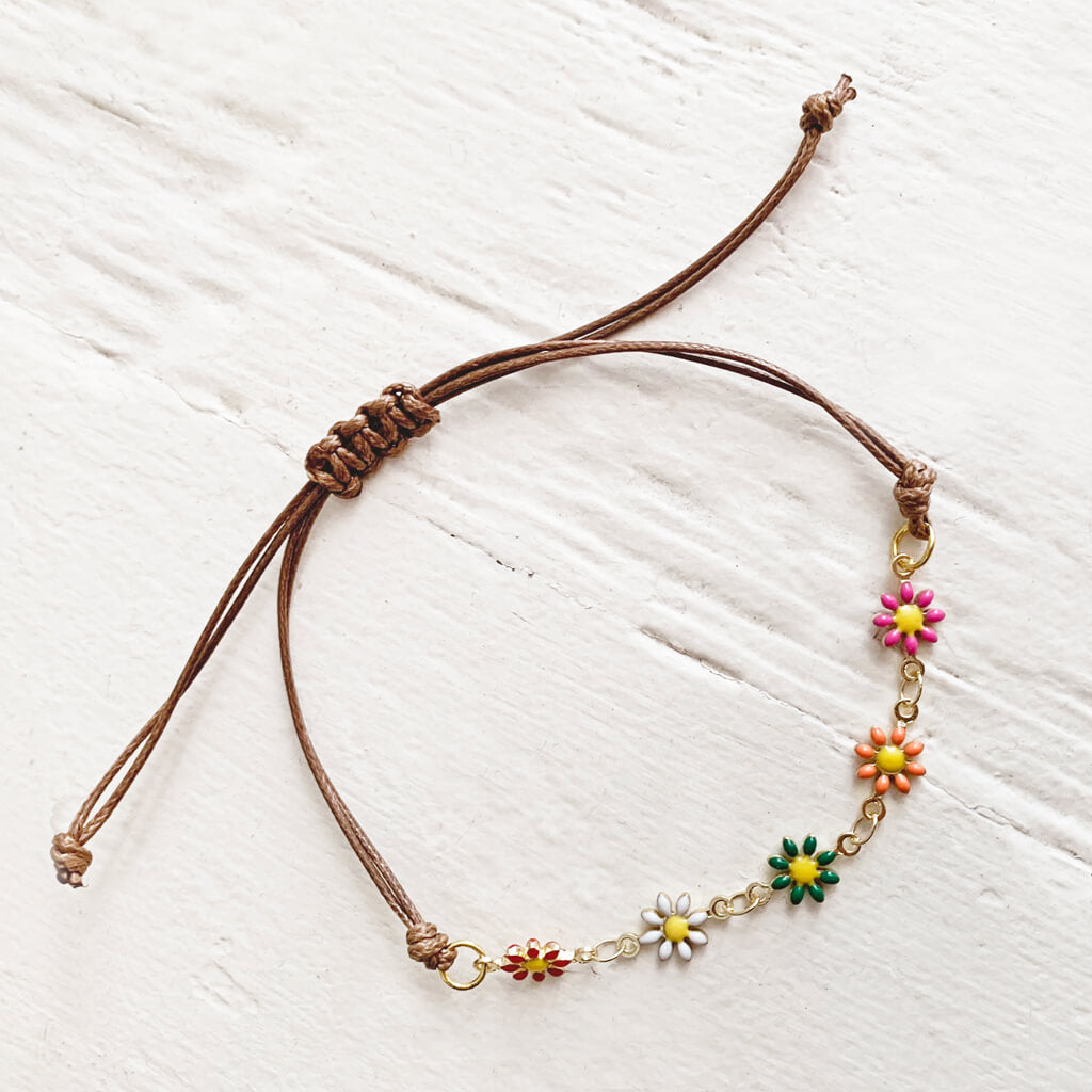 flower child // enamel daisy flower chain and adjustable cord bracelet